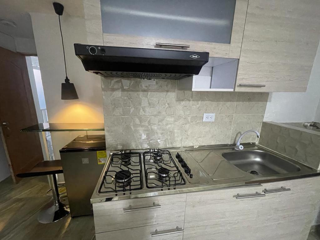 Al Lado De Unidad Deportiva De Belen Y A 10 Minutos De Plaza Mayor Apartment *